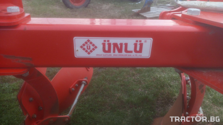 Плугове UNLU обръщателен 2 - Трактор БГ