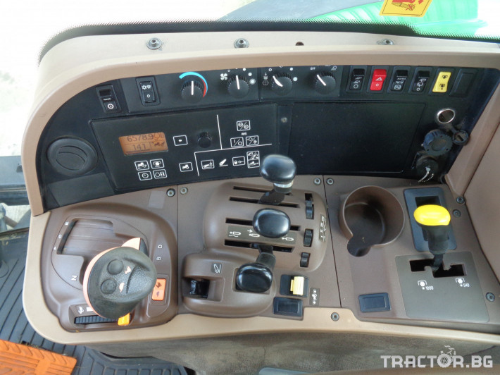 Трактори John-Deere 7820 TLS 11 - Трактор БГ