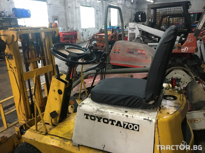 Трактори Bobcat Toyota 700 3 - Трактор БГ