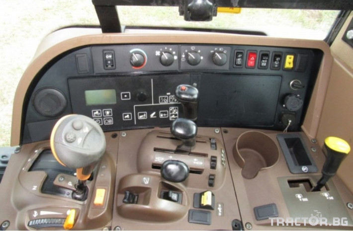 Трактори John-Deere 7820 24 - Трактор БГ