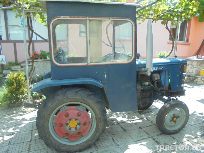 Трактори трактор друг Таishan-25 4 - Трактор БГ