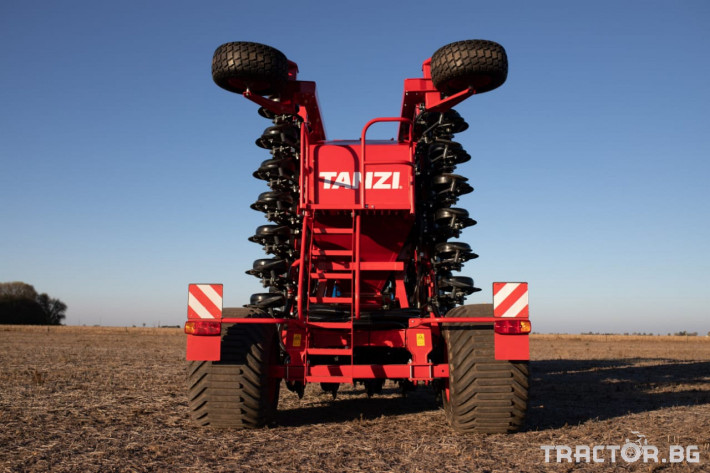 Сеялки No Till Tanzi Аржентиска сеялка Тanzi Тigon 8.42   8 метра Air Drill с Isobus регулиране нормата  на семена и тор 6 - Трактор БГ