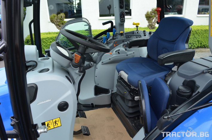 Трактори New-Holland T5.120 Electrocommand 10 - Трактор БГ