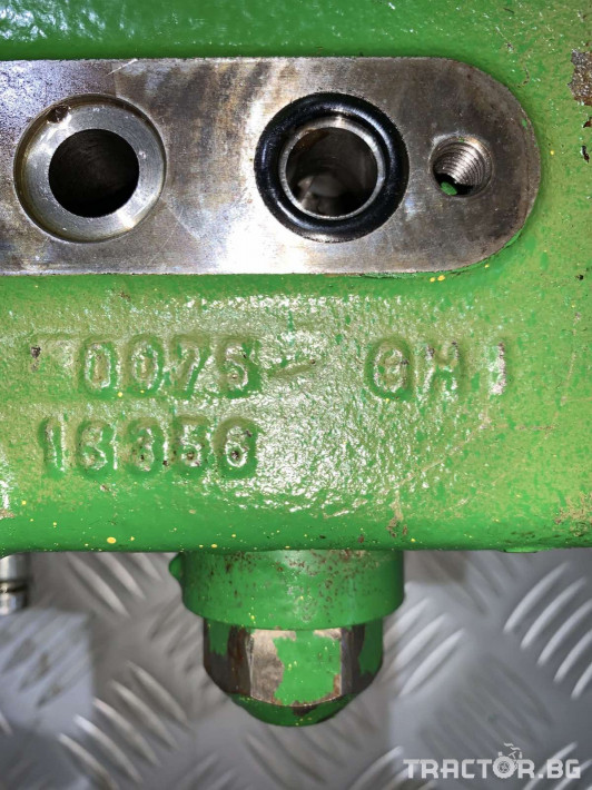 Части за трактори Приоритетен клапан (употребяван) - John Deere 6030, 7030 серия 6 - Трактор БГ