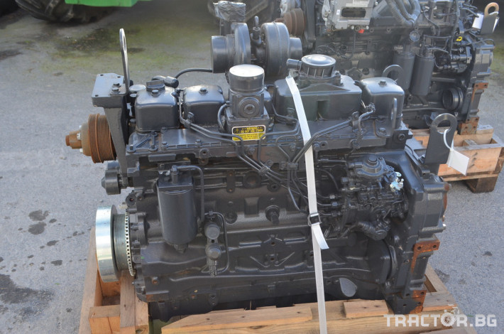 Части за трактори Двигател New Holland 6 цилиндъра 0 - Трактор БГ