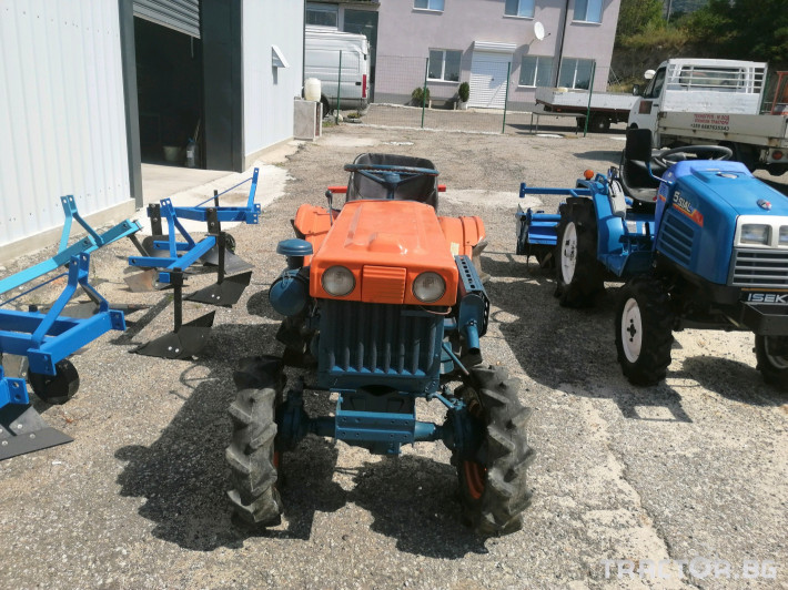 Трактори Kubota B7000 1 - Трактор БГ