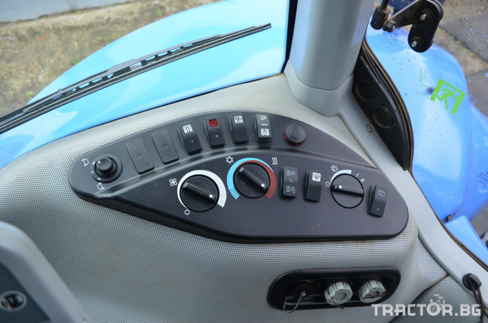 Трактори New-Holland T8.360 Ultracommand 15 - Трактор БГ