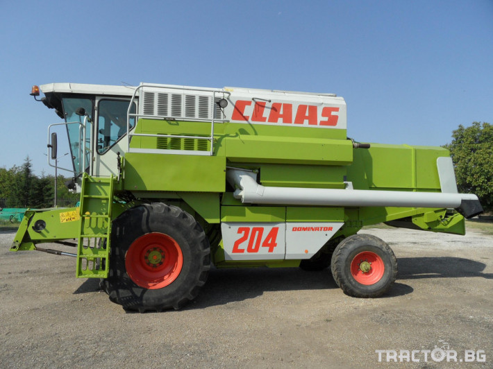 Комбайни Claas Mega 204 4x4 4 - Трактор БГ