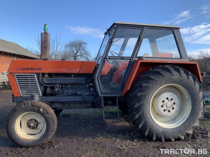 Трактори Ursus 1201 1 - Трактор БГ