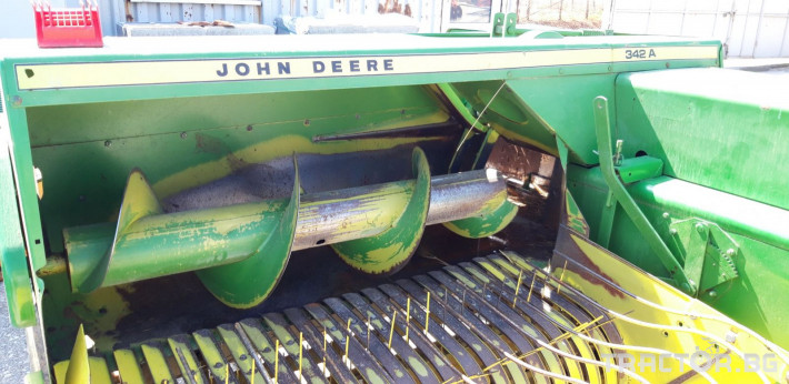 Сламопреси John-Deere 342 A 4 - Трактор БГ