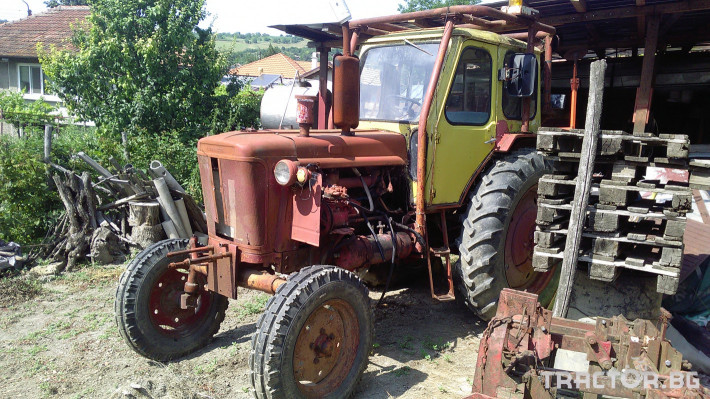 Трактори ЮМЗ Л60 2 - Трактор БГ