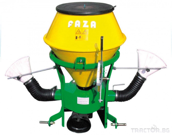 Машини за лозя / овошки Италианска торачка за разпръскване на прахообразен тор 0 - Трактор БГ