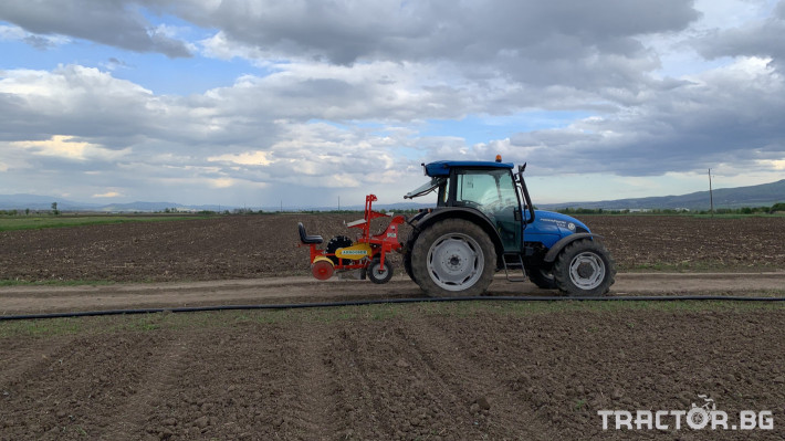 Машини за зеленчуци Agro Osek 2 row 0 - Трактор БГ