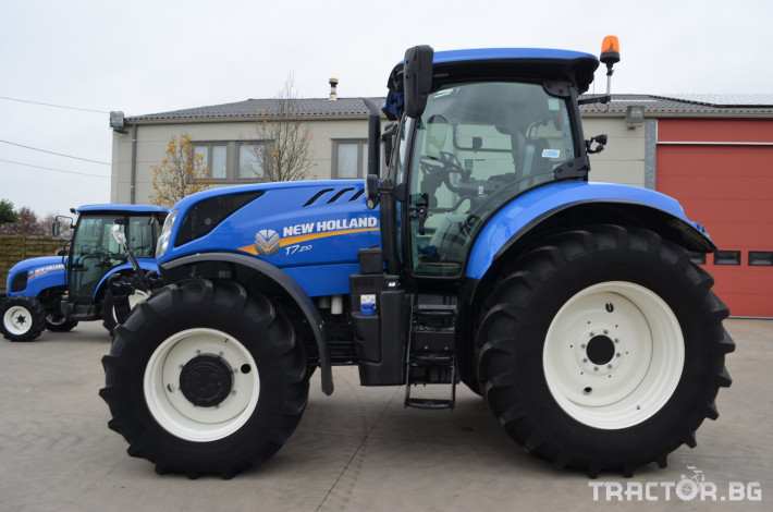Трактори New-Holland T7.210 Powercommand SideWinder 1 - Трактор БГ