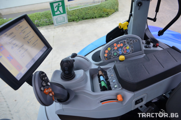 Трактори New-Holland T7.210 Powercommand SideWinder 15 - Трактор БГ