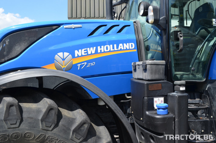 Трактори New-Holland T7.210 Autocommand 10 - Трактор БГ