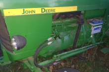 John-Deere 710 - Трактор БГ
