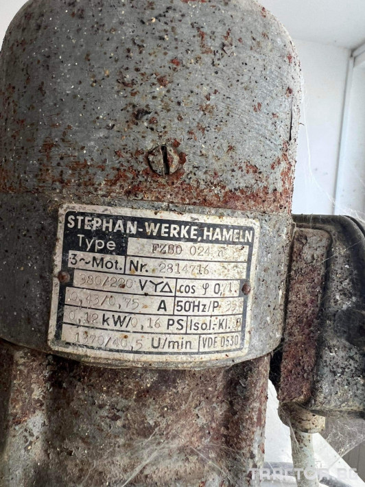 Машини за ферми Stephan werke hameln 3 - Трактор БГ