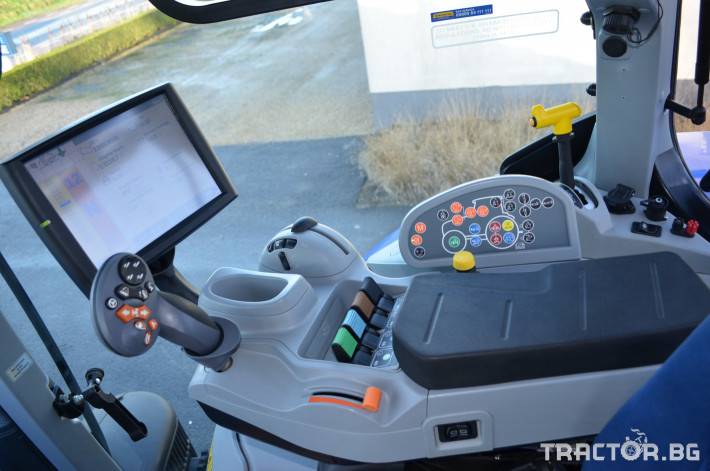 Трактори New-Holland T7.260 Powercommand SideWinder 12 - Трактор БГ