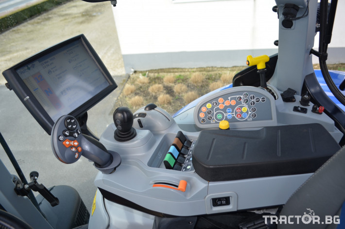 Трактори New-Holland T7.190 Powercommand SideWinder 17 - Трактор БГ
