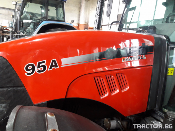 Трактори CASE-IH FARMALL 95A 4 - Трактор БГ