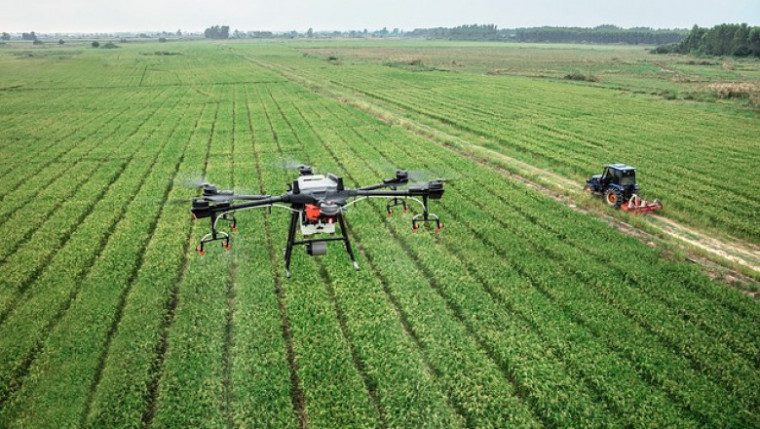 Летящите трактори - бъдещето на селското стопанство