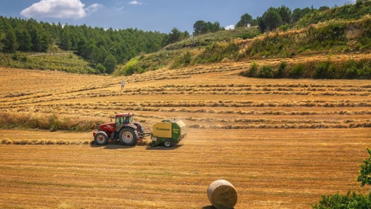 Търговците на земеделска техника: Бизнес климатът продължава да се влошава