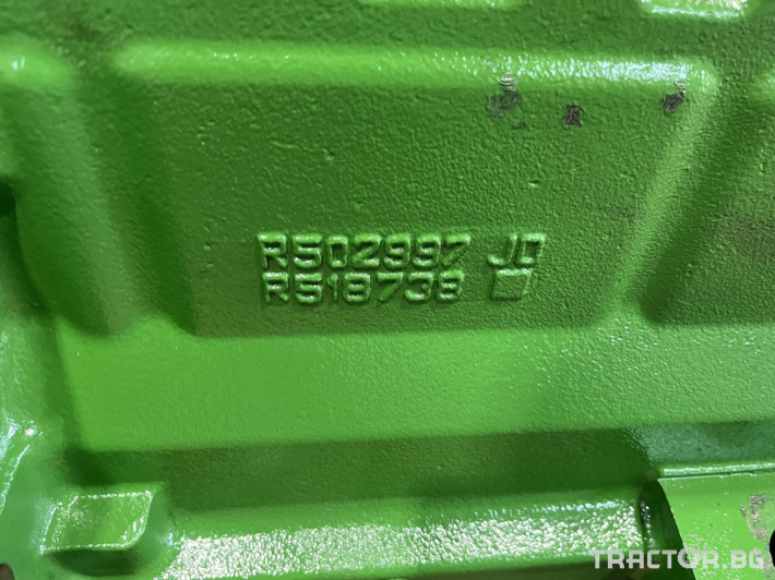 Части за трактори Цилиндров блок гол - John Deere 8R, 8030 7 - Трактор БГ