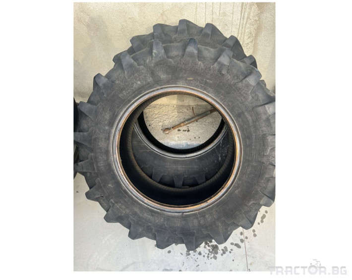 Гуми за трактори Michelin 14.9-28 (420/70-28) (N01004) 0 - Трактор БГ