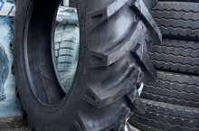 Нови гуми 14.9-30 PR8 - задни гуми за трактор Т40 - Трактор БГ