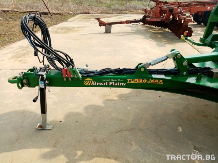 Брани Great Plains TURBO MAX 2400 TM 9 - Трактор БГ
